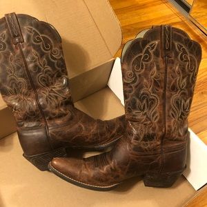 Ariat cowboy boots